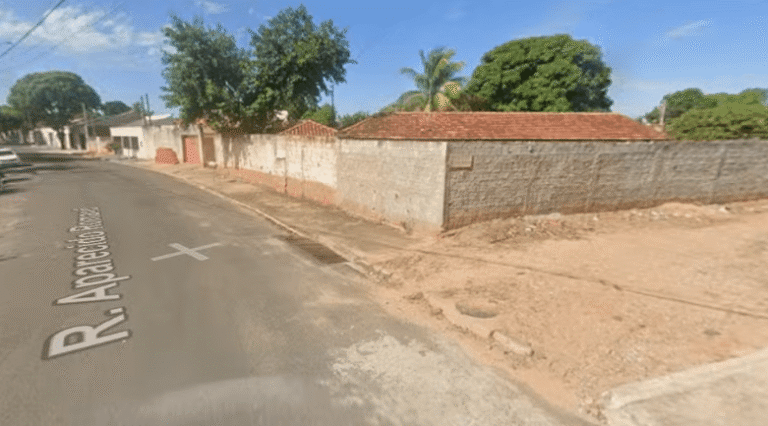 Homem é perseguido e morto a tiros no bairro Jussara em Araçatuba homem-e-perseguido-e-morto-a-tiros-no-bairro-jussara-em-aracatuba