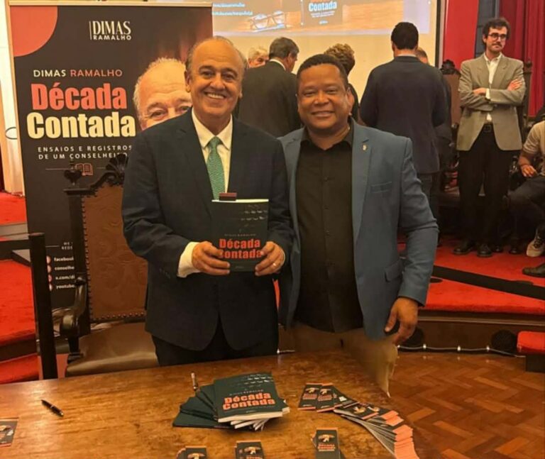 fernandopolense-participa-de-lancamento-de-livro-de-dimas-ramalho-em-sao-paulo